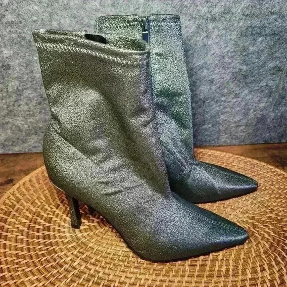 Marc Fisher Kellen High Heel Sock Booties Sparkle Glitter Silver Metallic size 8 - Picture 1 of 9